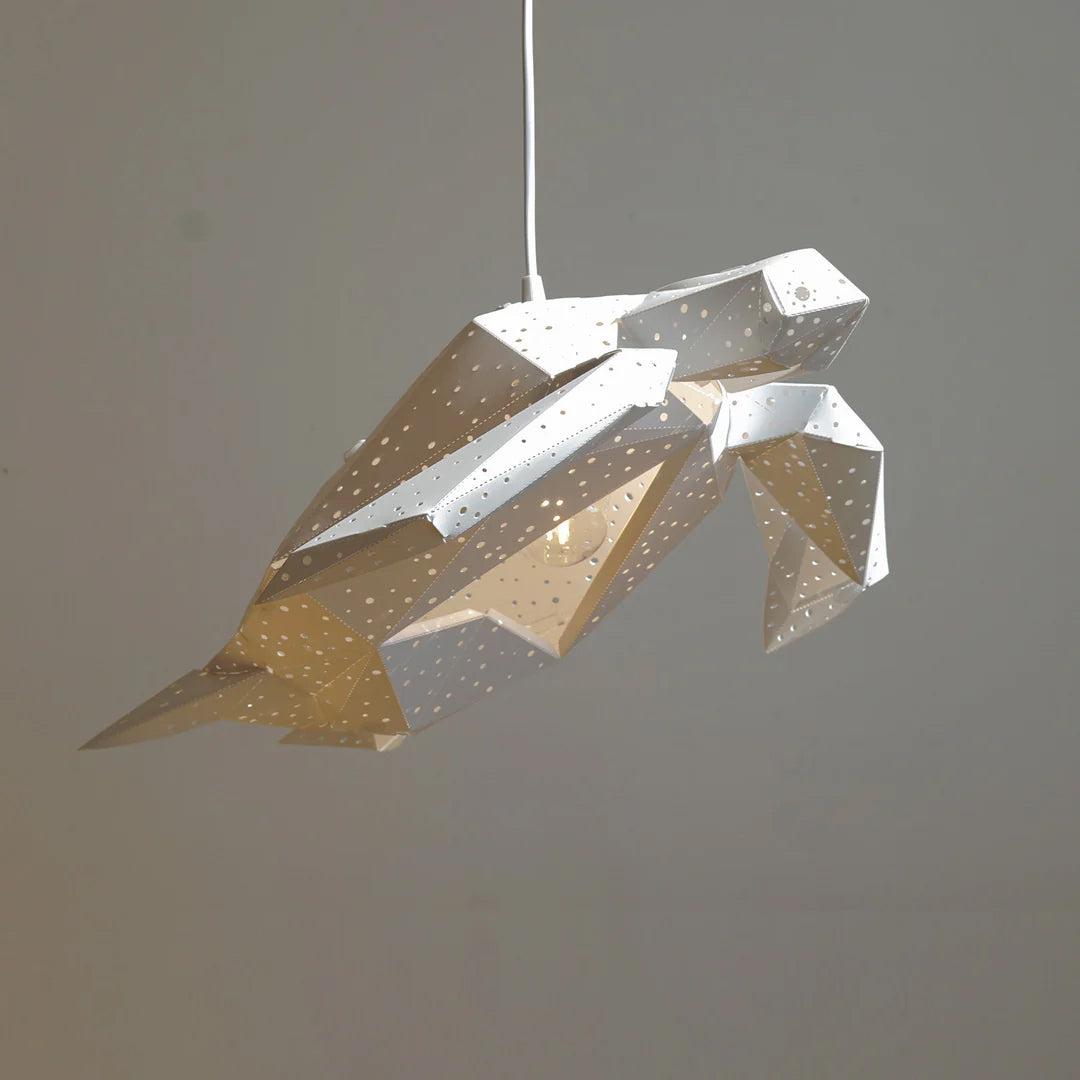 Pendant sea turtle lamp
